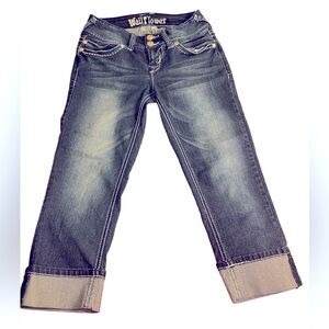 Wallflower Capris Rhinestone Button with Embellishments Size 3